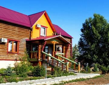 Фото номера ЛЮКС в BIG HOUSE Гостевой дом Летучая Рыба г. Каршевитое 2